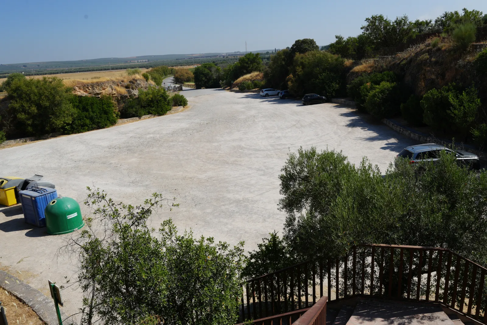 The large free car park at the Fuente de Piedra visitor centre