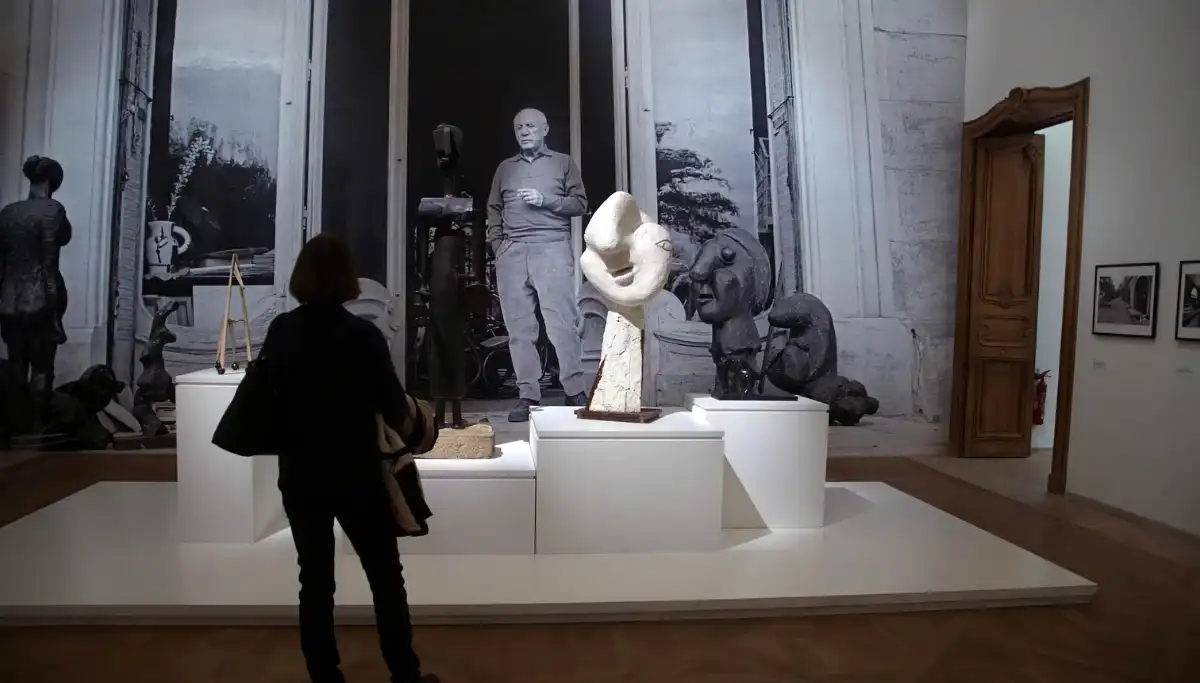 Málaga city view with Alcazaba fortress