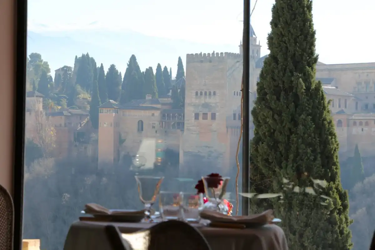 El Huerto de Juan Ranas terrace with Alhambra views