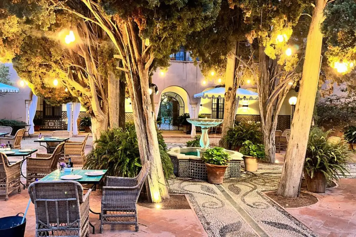 Moorish-style Castillo de Santa Catalina restaurant overlooking Málaga coastline