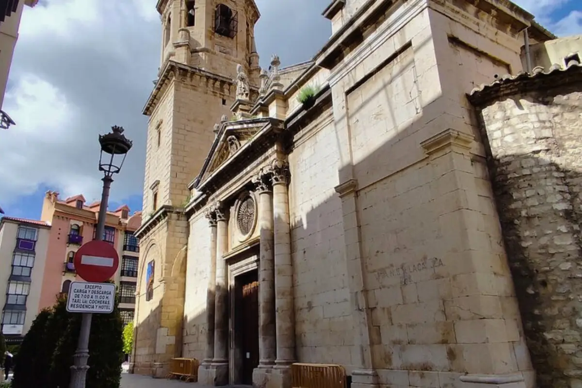 Narrow historic street in the San Ildefonso district of Jaén