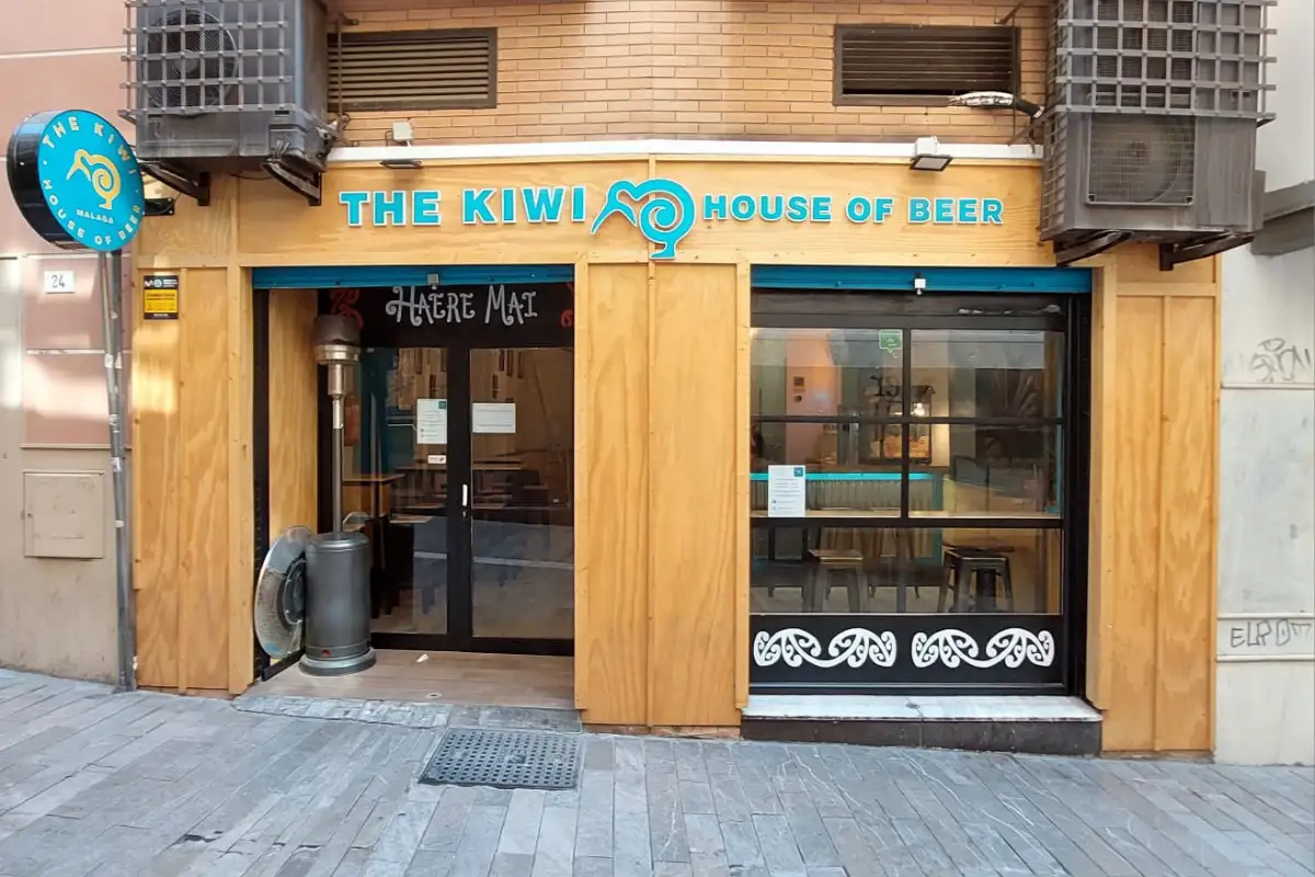 The entrance to the Kiwi House of Beer in Malaga Old Town.