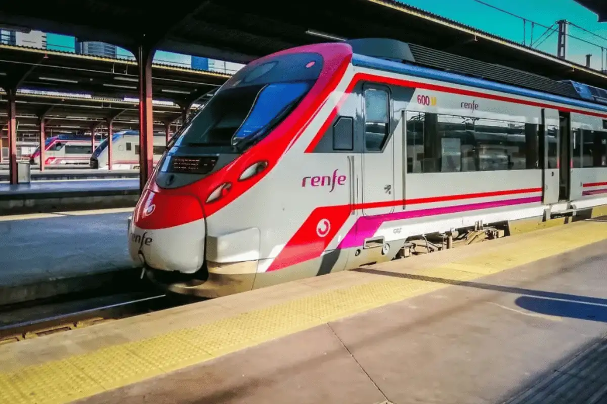 Cercanías train platform at Málaga airport