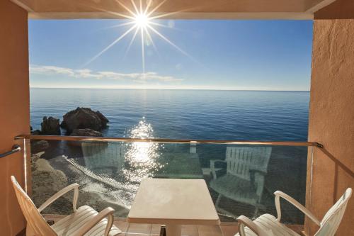 Hotel Balcón de Europa facing the famous promenade and sea in Nerja