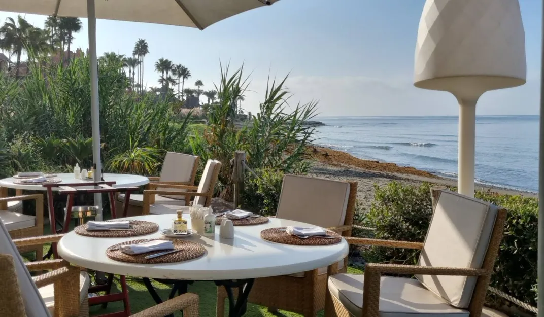 El Lido restaurant at sunset