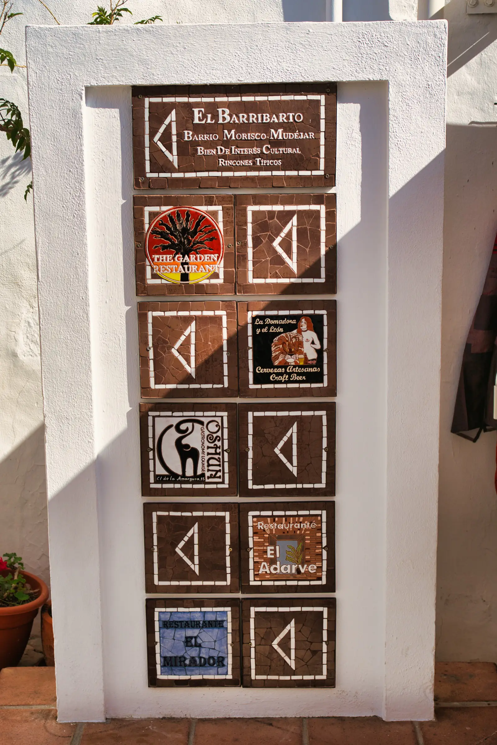 Ceramic tile path sign in Frigiliana