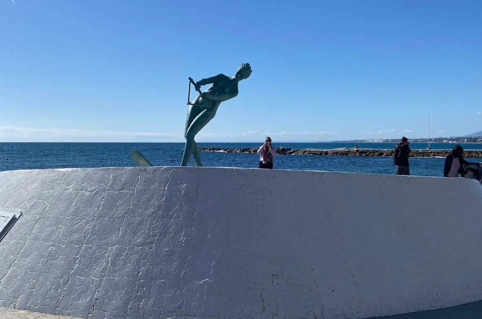 A scultupure on Marbella promenade