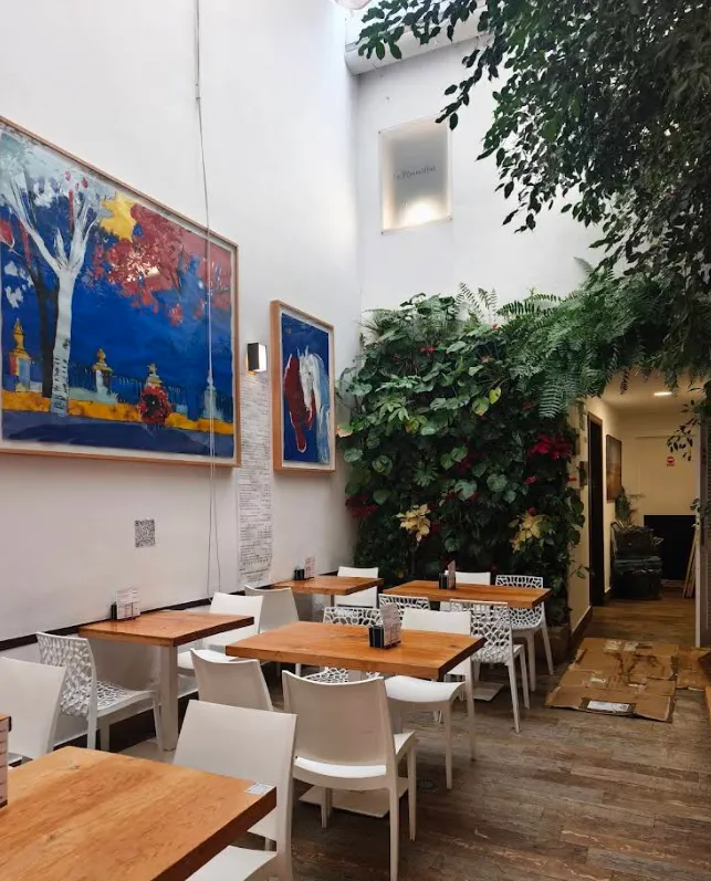 Las Maravillas tapas and drinks