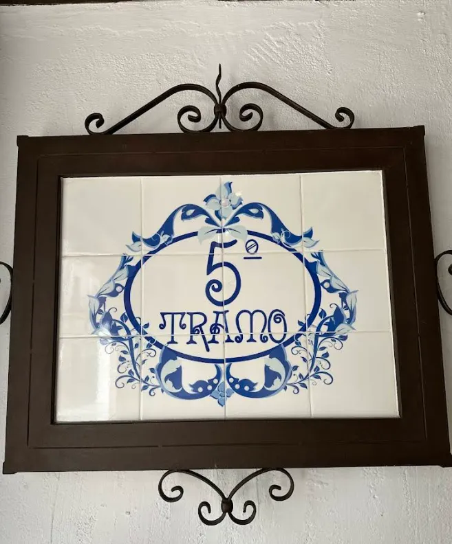 Taberna Quinto Tramo patatas bravas and croquetas