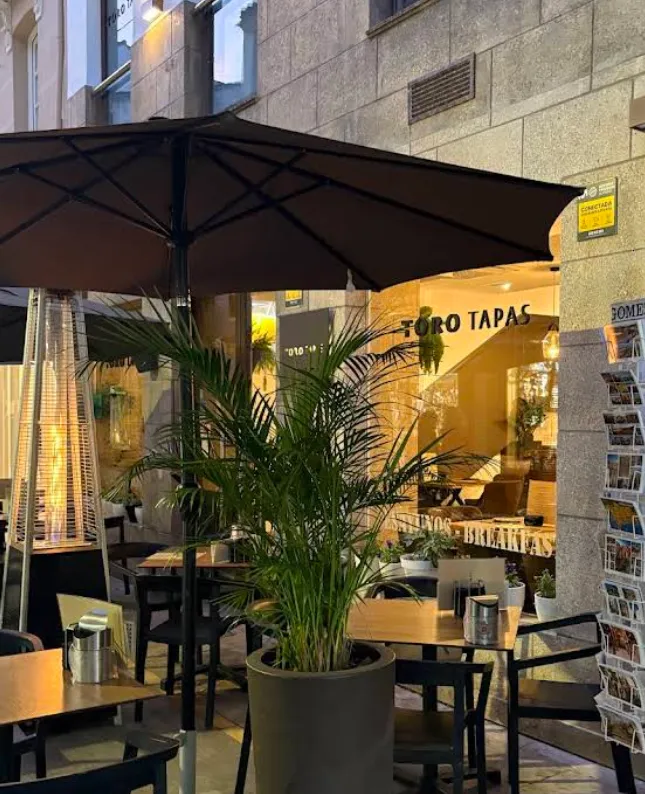 Toro Tapas oxtail and Iberian pork