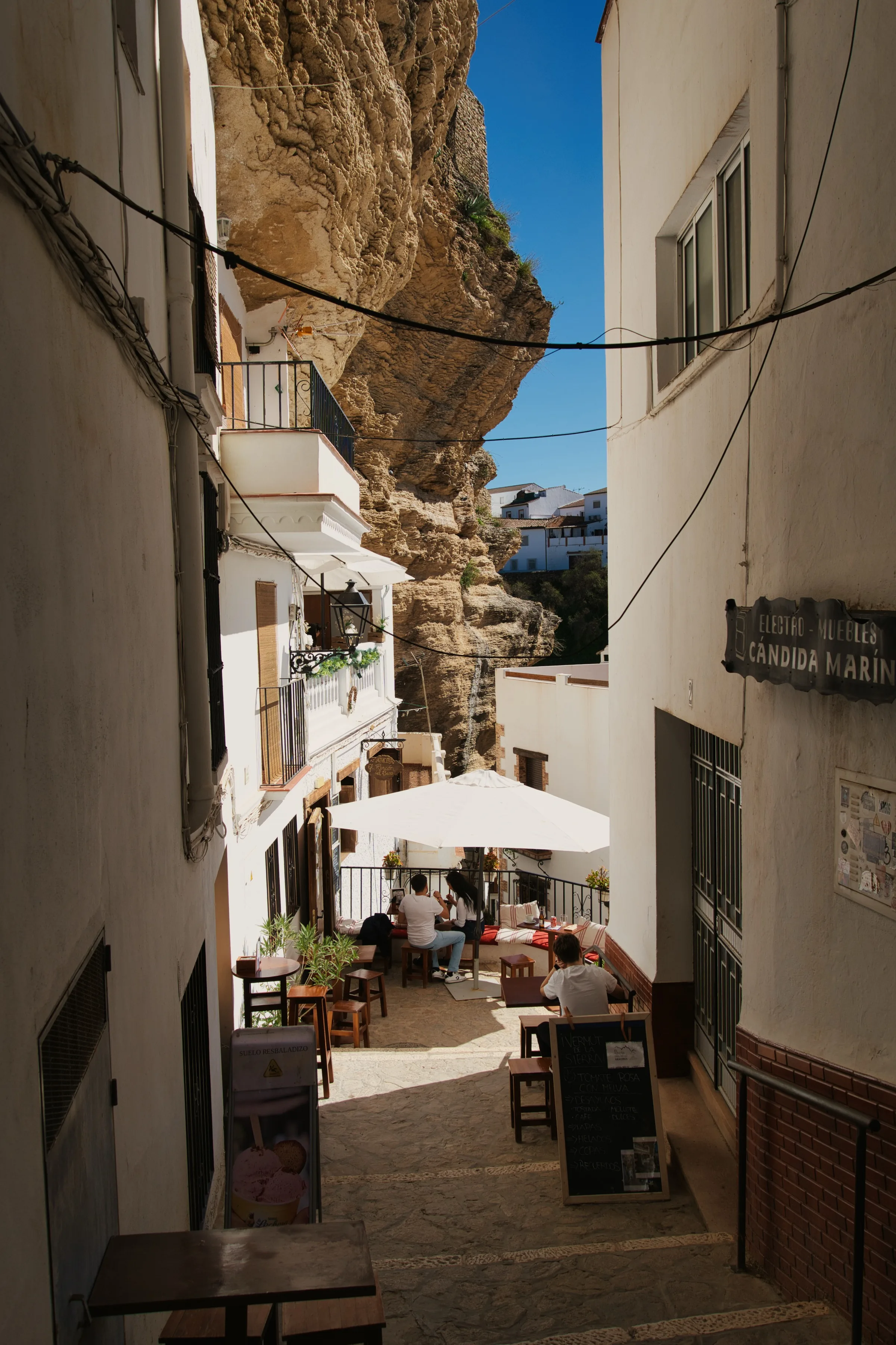 Restaurant in a narrow street.
